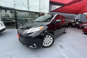 Autos seminuevos, Toyota Sienna 2017