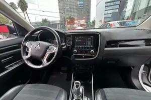 Autos seminuevos, Mitsubishi Outlander 2020