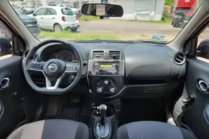 Autos seminuevos, Nissan March 2021