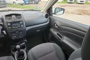 Autos seminuevos, Nissan Versa 2018