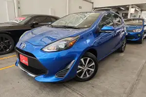 Autos seminuevos, Toyota Prius C 2021