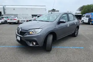 Autos seminuevos, Renault Logan 2023