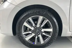 Autos seminuevos, Nissan Versa 2023