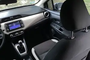 Autos seminuevos, Nissan Versa 2021