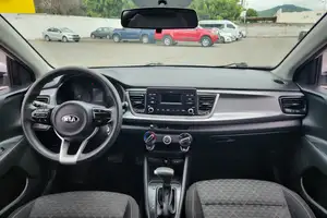Autos seminuevos, Kia Rio Sedan 2021