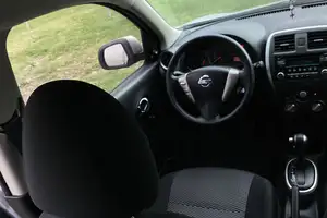 Autos seminuevos, Nissan March 2022