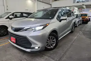 Autos seminuevos, Toyota Sienna 2021