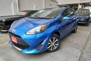 Autos seminuevos, Toyota Prius C 2021