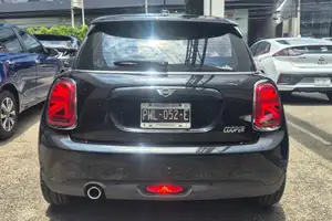 Autos seminuevos, Mini Mini 2021