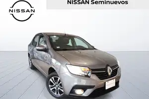 Autos seminuevos, Renault Logan 2023