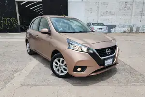 Autos seminuevos, Nissan March 2022