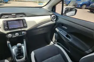 Autos seminuevos, Nissan Versa 2022