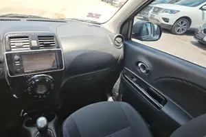 Autos seminuevos, Nissan March 2024