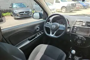 Autos seminuevos, Nissan March 2024
