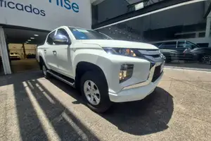 Autos seminuevos, Mitsubishi L200 2023