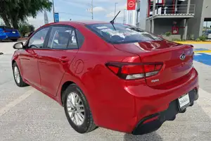 Autos seminuevos, Kia Rio 2020