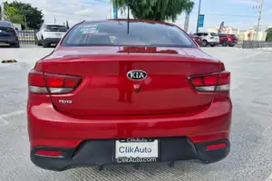 Autos seminuevos, Kia Rio 2020