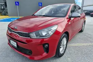 Autos seminuevos, Kia Rio 2020