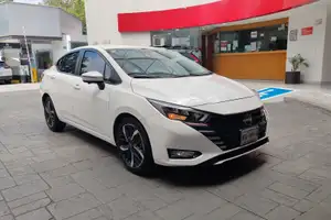 Autos seminuevos, Nissan Versa 2023