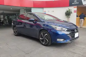 Autos seminuevos, Nissan Versa 2023
