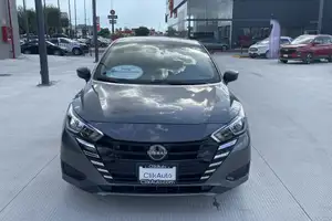 Autos seminuevos, Nissan Versa 2023