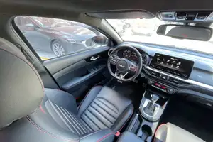 Autos seminuevos, Kia Forte Hb 2023