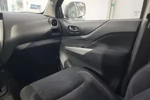 Autos seminuevos, Nissan Np300 2020