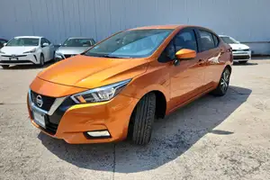 Autos seminuevos, Nissan Versa 2022