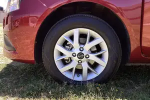 Autos seminuevos, Nissan V-drive 2024