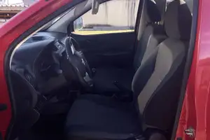 Autos seminuevos, Nissan Np300 2019