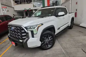 Autos seminuevos, Toyota Tundra 2023