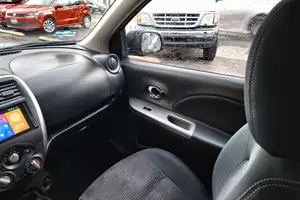 Autos seminuevos, Nissan March 2020