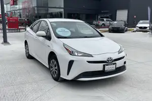 Autos seminuevos, Toyota Prius 2021