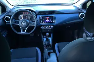 Autos seminuevos, Nissan Versa 2023