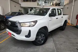 Autos seminuevos, Toyota Hilux 2024