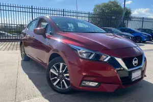Autos seminuevos, Nissan Versa 2022
