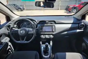 Autos seminuevos, Nissan Versa 2024