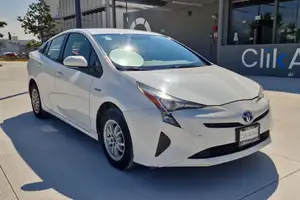 Autos seminuevos, Toyota Prius 2017