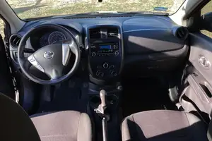 Autos seminuevos, Nissan Versa 2019