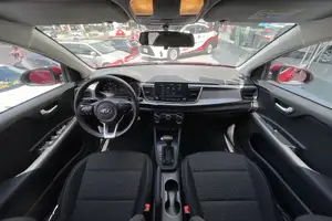 Autos seminuevos, Kia Rio 2020