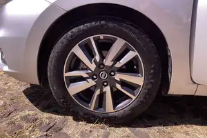 Autos seminuevos, Nissan Versa 2021