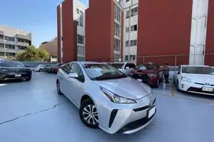 Autos seminuevos, Toyota Prius 2022