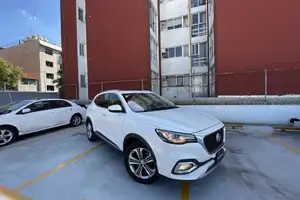 Autos seminuevos, Mg Mghs 2023