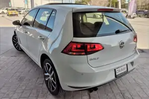 Autos seminuevos, Volkswagen Golf 2017