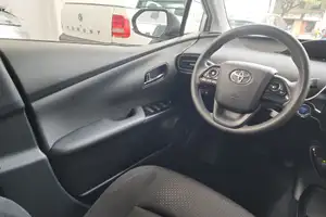 Autos seminuevos, Toyota Prius 2020