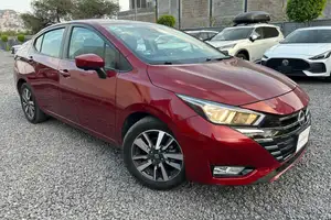 Autos seminuevos, Nissan Versa 2023