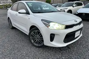 Autos seminuevos, Kia Rio 2020
