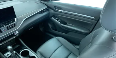 Nissan Altima 2024