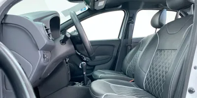 Renault Logan 2023