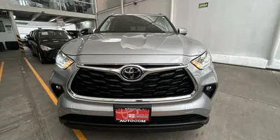 Toyota Highlander 2021